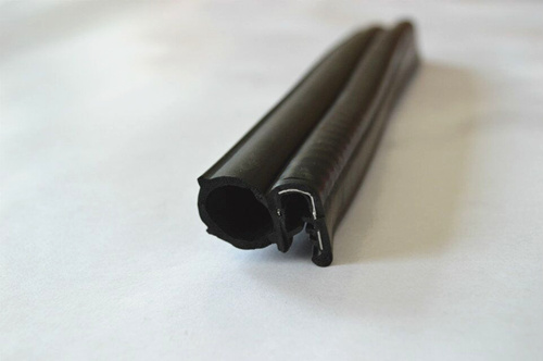Extruded automotive rubber seal strip1.jpg